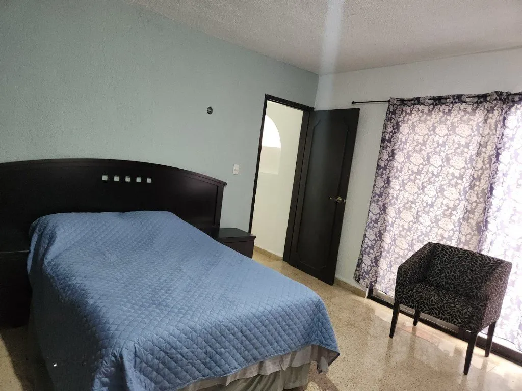 Estudio amueblado compacto en Jardines de Mérida, foto 3